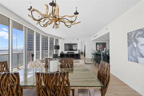 465 Brickell Avenue Miami FL 33131