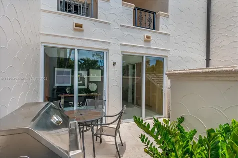 2514 Fisher Island Drive Miami Beach FL 33109