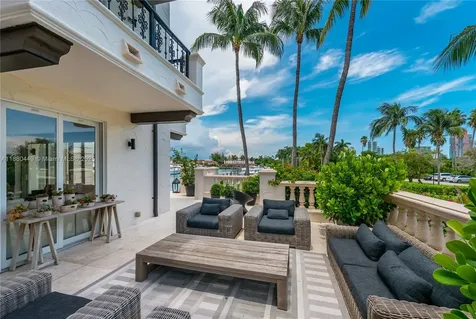 2514 Fisher Island Drive Miami Beach FL 33109