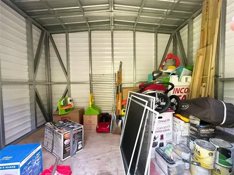 6395 SW 42nd Terrace South Miami FL 33155