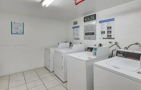 19370 Collins Avenue Aventura FL 33160