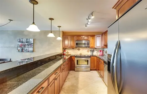 19370 Collins Avenue Aventura FL 33160