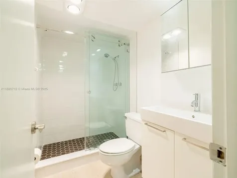 3201 N Course Lane Pompano Beach FL 33069