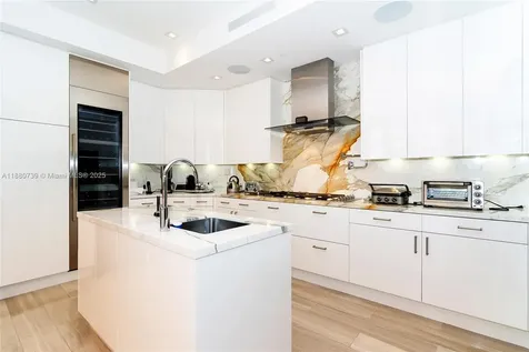 17749 Collins Avenue Sunny Isles Beach FL 33160