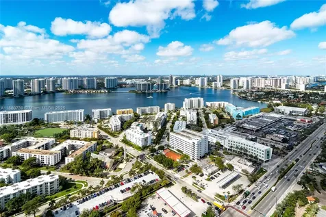 17749 Collins Avenue Sunny Isles Beach FL 33160