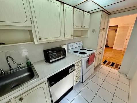 9700 E Bay Harbor Drive Bay Harbor Islands FL 33154