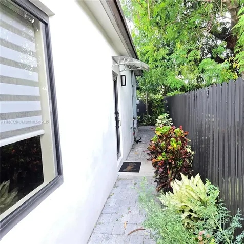 5621 NW 11th Avenue Miami FL 33127
