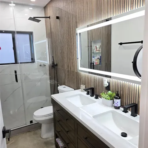 5621 NW 11th Avenue Miami FL 33127