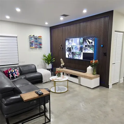 5621 NW 11th Avenue Miami FL 33127
