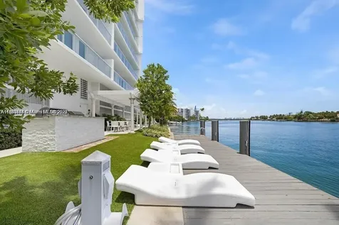 9821 E Bay Harbor Drive Bay Harbor Islands FL 33154