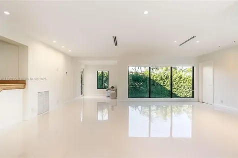 12905 Cherry Road North Miami FL 33181