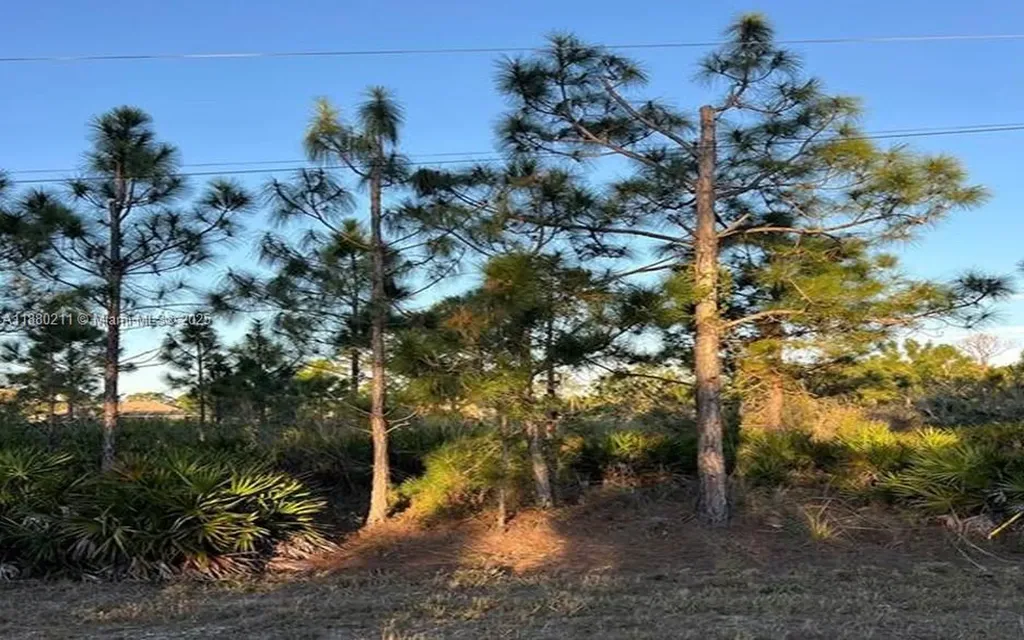 676 Sabrina Court Lehigh Acres FL 33972