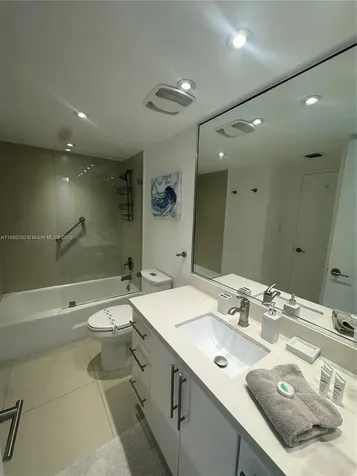 5151 Collins Avenue Miami Beach FL 33140