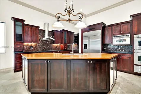 18868 SW 80th Court Cutler Bay FL 33157