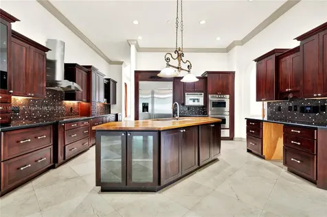18868 SW 80th Court Cutler Bay FL 33157