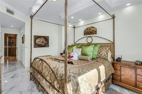 888 Brickell Key Drive Miami FL 33131