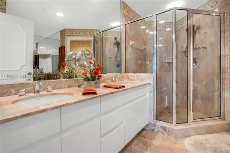 888 Brickell Key Drive Miami FL 33131