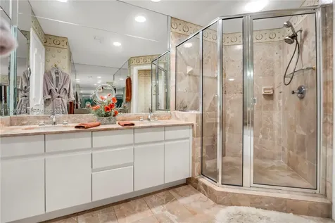 888 Brickell Key Drive Miami FL 33131