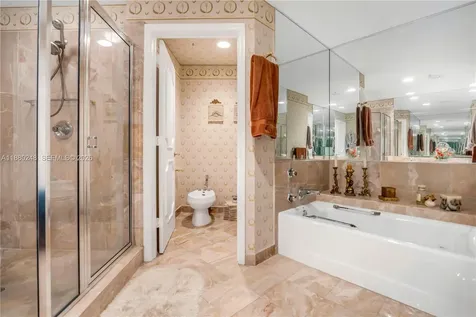 888 Brickell Key Drive Miami FL 33131