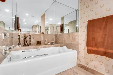 888 Brickell Key Drive Miami FL 33131