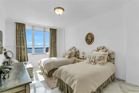 888 Brickell Key Drive Miami FL 33131