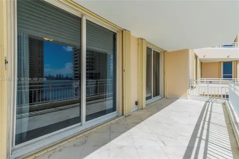 888 Brickell Key Drive Miami FL 33131