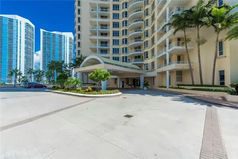 888 Brickell Key Drive Miami FL 33131