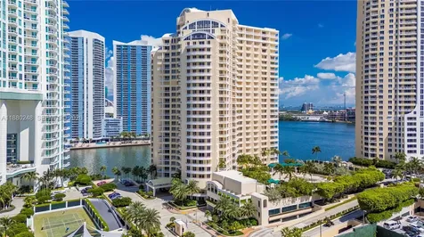 888 Brickell Key Drive Miami FL 33131
