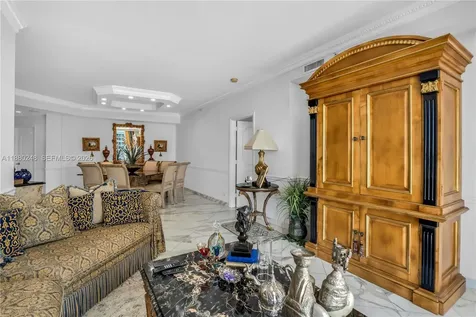 888 Brickell Key Drive Miami FL 33131