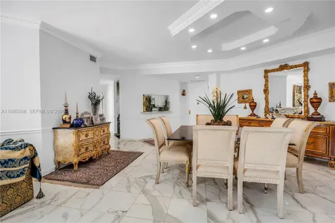 888 Brickell Key Drive Miami FL 33131