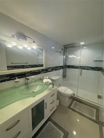 5161 Collins Avenue Miami Beach FL 33140