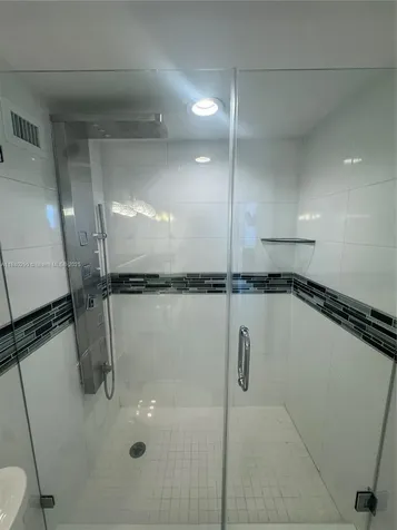 5161 Collins Avenue Miami Beach FL 33140