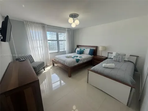 5161 Collins Avenue Miami Beach FL 33140