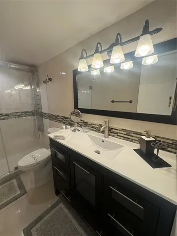 5161 Collins Avenue Miami Beach FL 33140