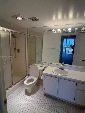 900 NE 195th Street Miami FL 33179