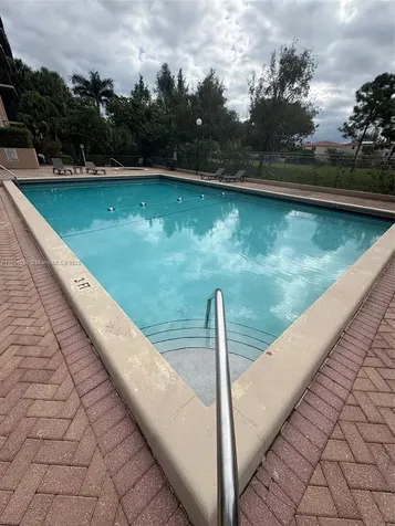 900 NE 195th Street Miami FL 33179
