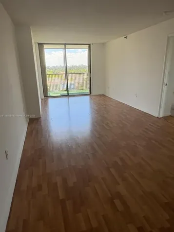 900 NE 195th Street Miami FL 33179