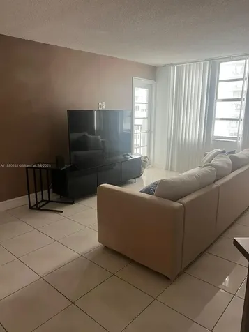 2750 NE 183rd Street Aventura FL 33160