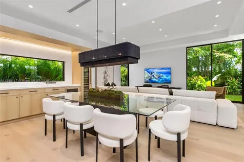 4024 Bonita Avenue Miami FL 33133