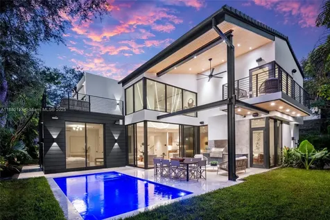 4024 Bonita Avenue Miami FL 33133