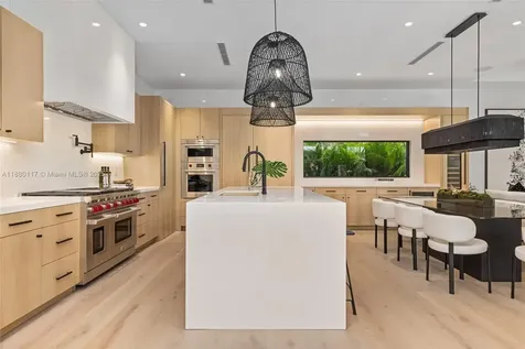 4024 Bonita Avenue Miami FL 33133