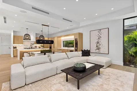 4024 Bonita Avenue Miami FL 33133