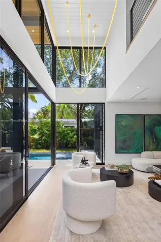 4024 Bonita Avenue Miami FL 33133