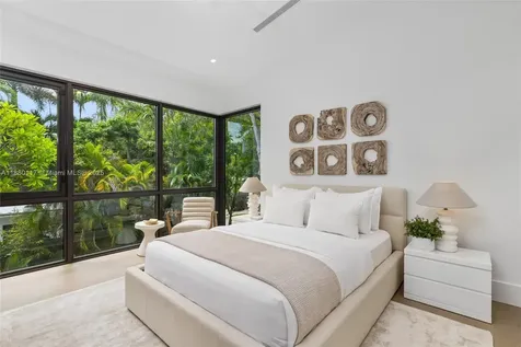 4024 Bonita Avenue Miami FL 33133