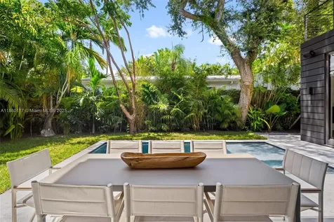 4024 Bonita Avenue Miami FL 33133