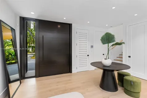 4024 Bonita Avenue Miami FL 33133