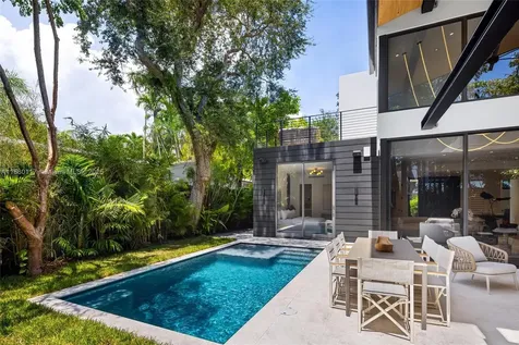4024 Bonita Avenue Miami FL 33133