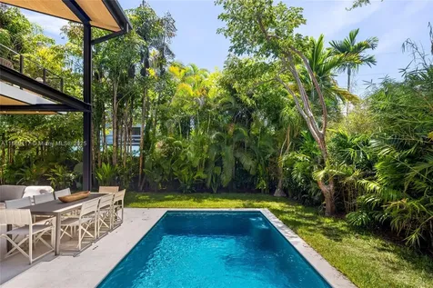 4024 Bonita Avenue Miami FL 33133