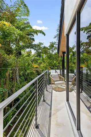 4024 Bonita Avenue Miami FL 33133
