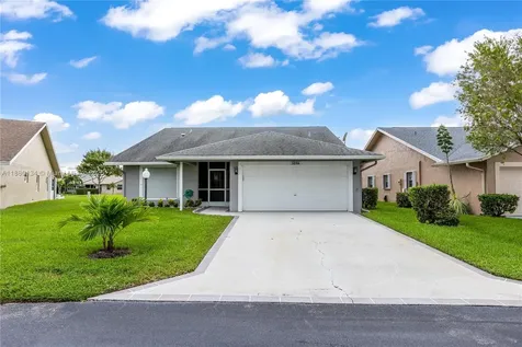 5284 Tiffany Anne Circle West Palm Beach FL 33417
